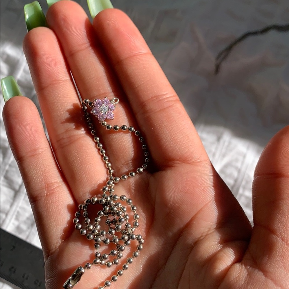 Flower necklace